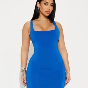 Elegant Blue Sleeveless Dress